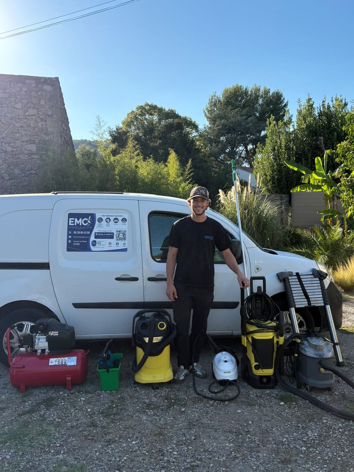 Eliot MultiClean et son matériel professionnel